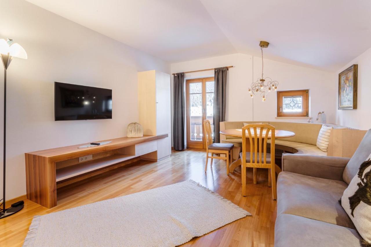 Am Rainell Hof Apart otel Urtijëi Dış mekan fotoğraf